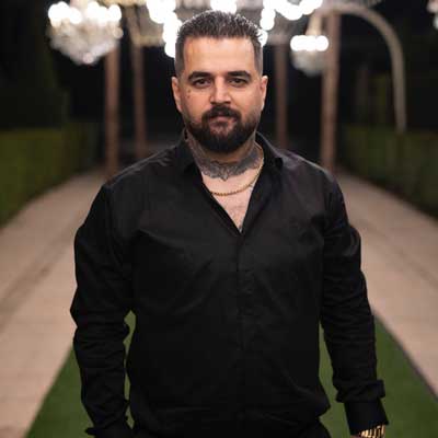 میلاد افضلی قایقی تنها